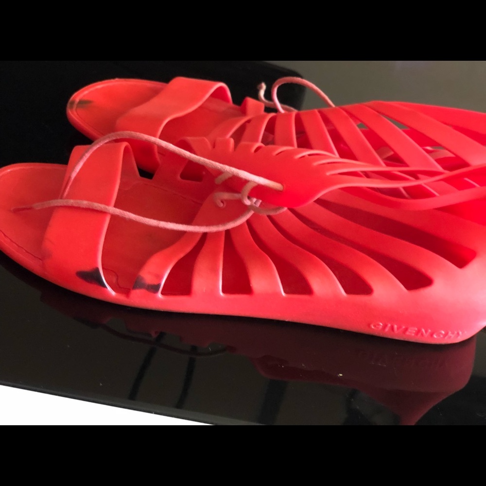 GIVENCHY JELLY SANDALS